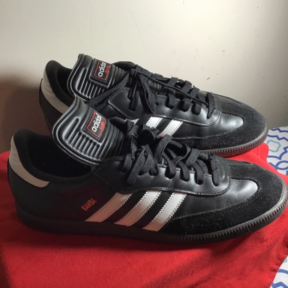 😀Adidas, size 11.5, great condition, normal signs of wear very clean, see photo - Picture 2 of 5